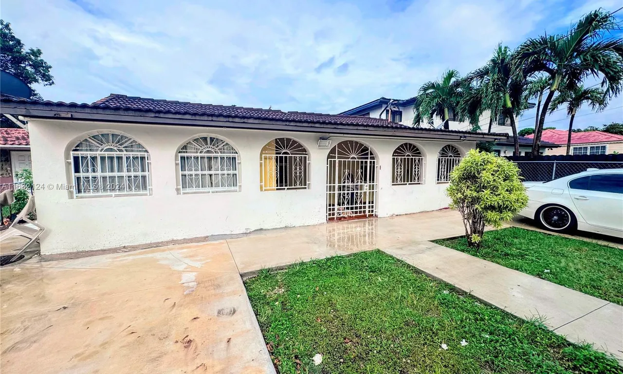 62 NW 73rd Pl, Miami FL 33126