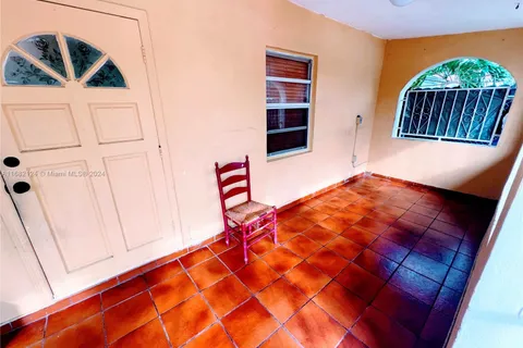 62 NW 73rd Pl, Miami FL 33126