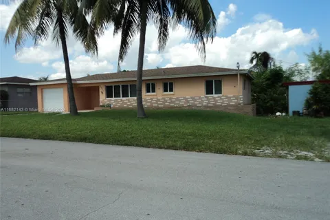 2611 Rodman St, Hollywood FL 33020