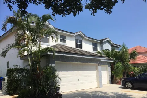 4755 Chardonnay Dr, Coral Springs FL 33067