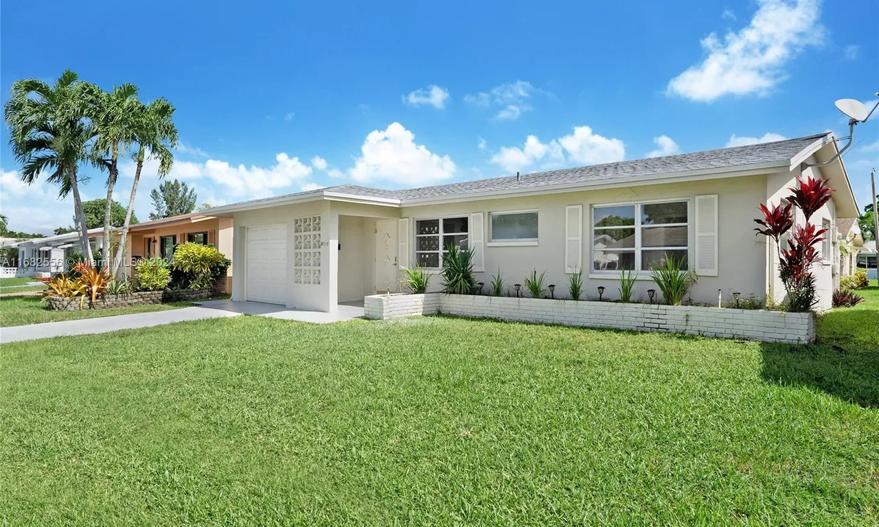 5710 NW 65th Way, Tamarac FL 33321