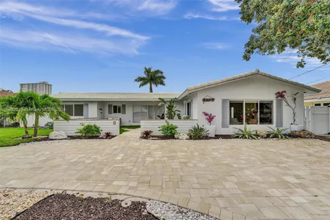 8 Fort Royal Isle, Fort Lauderdale FL 33308