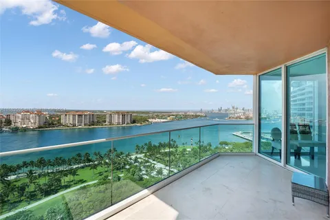 300 S Pointe Dr # 1901, Miami Beach FL 33139