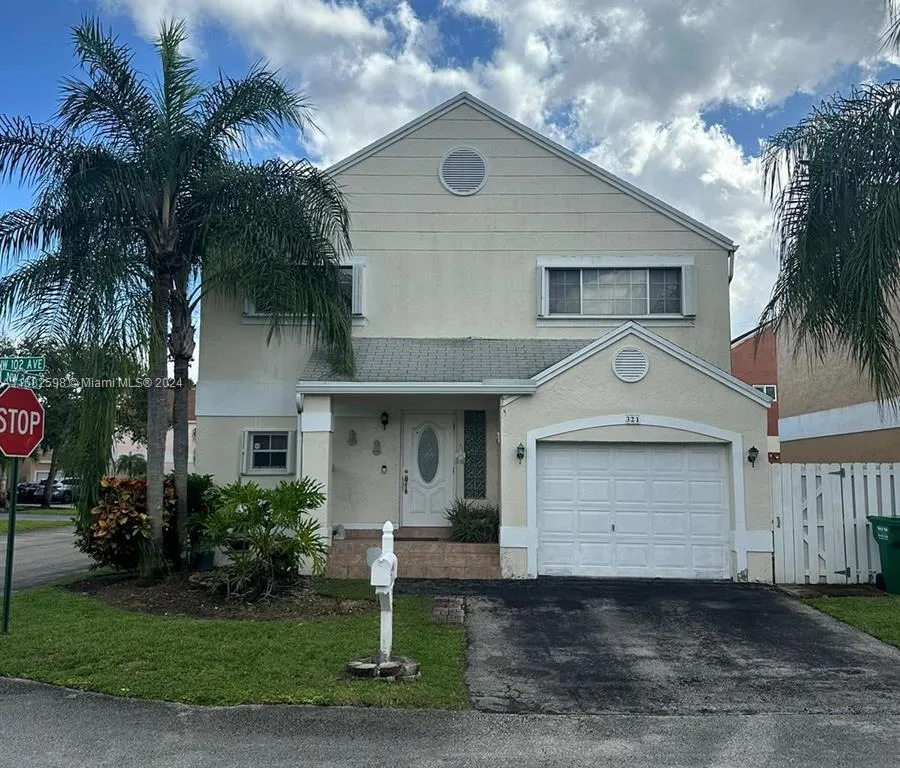 321 NW 102nd Ave, Pembroke Pines FL 33026