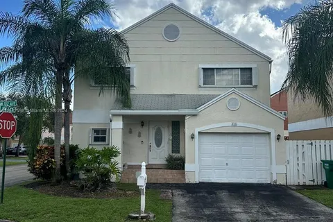 321 NW 102nd Ave, Pembroke Pines FL 33026