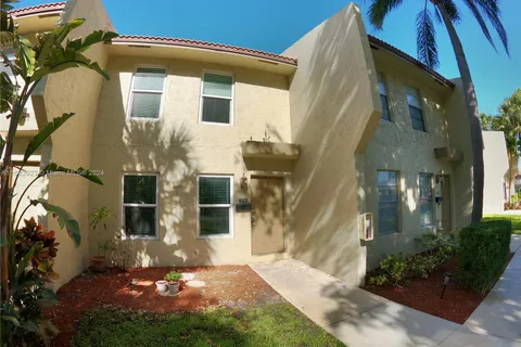 3348 NW 85th Ave # 3348, Coral Springs FL 33065