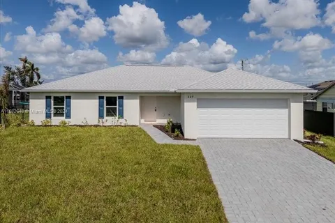 609 NW 10th TER, Cape Coral FL 33993