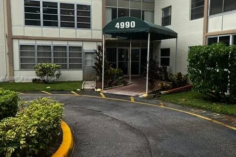 4990 E Sabal Palm Blvd # 218, Tamarac FL 33319