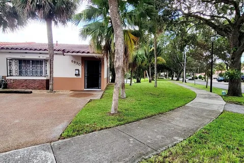 6930 Holly Rd, Miami Lakes FL 33014