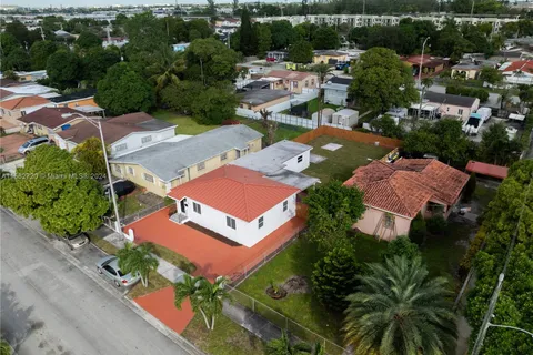 183 E 18th St, Hialeah FL 33010