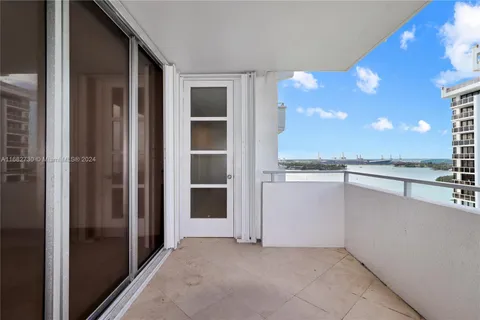 11 Island Ave # 2009, Miami Beach FL 33139