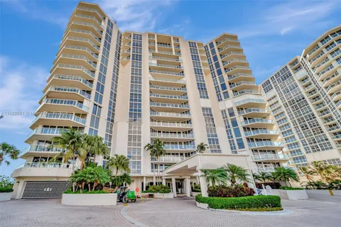 6051 N Ocean Dr # 503, Hollywood FL 33019