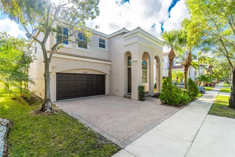 4931 SW 155th Ave, Miramar FL 33027