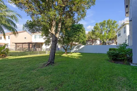 1970 NW 74th Way, Pembroke Pines FL 33024