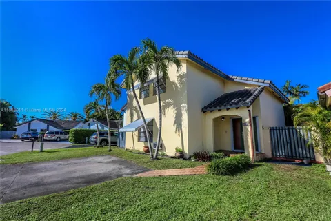 2500 SW 113th Ct, Miami FL 33165