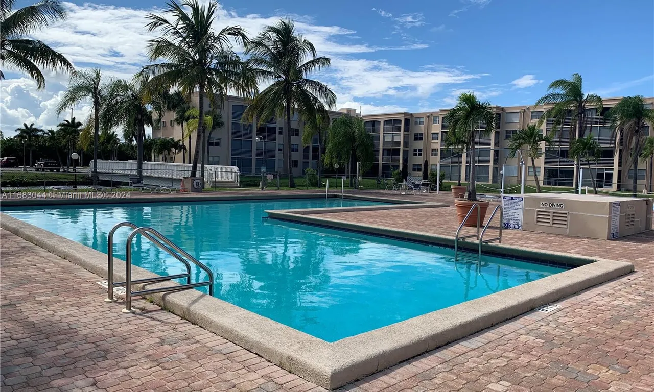 505 E Dania Beach Blvd # 2J, Dania Beach FL 33004