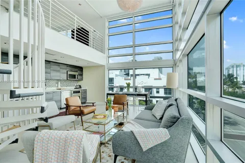 421 Meridian Ave # 21, Miami Beach FL 33139