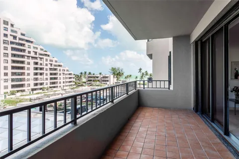 201 Crandon Blvd # 424, Key Biscayne FL 33149