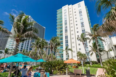 3901 S Ocean Dr # 12Z, Hollywood FL 33019