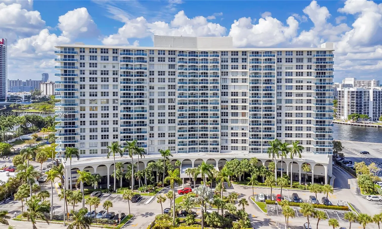 3800 S Ocean Dr # 1722, Hollywood FL 33019