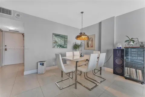 3800 S Ocean Dr # 1722, Hollywood FL 33019