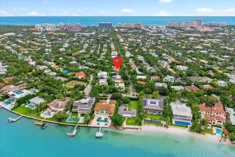 361 W Heather Dr, Key Biscayne FL 33149