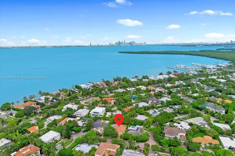 361 W Heather Dr, Key Biscayne FL 33149