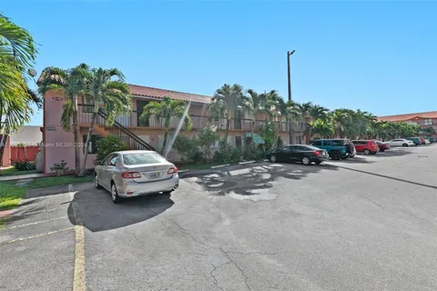 2170 W 60th St # 16202, Hialeah FL 33016