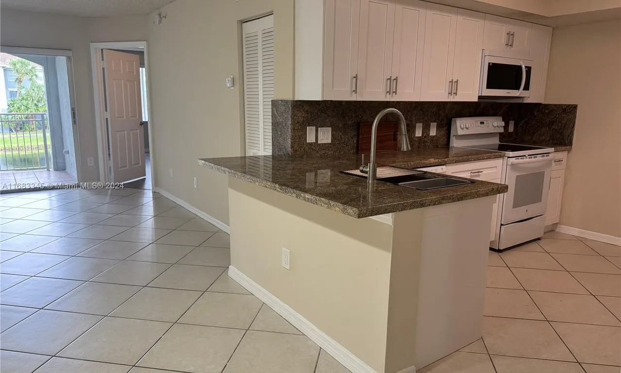 9630 NW 2nd St # 206, Pembroke Pines FL 33024