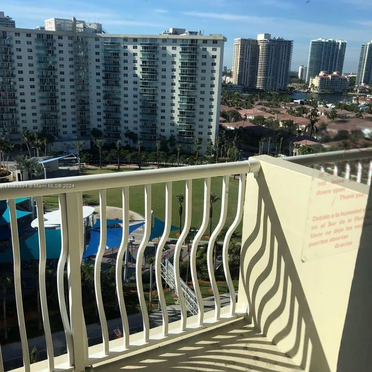 19201 Collins Ave # 1132, Sunny Isles Beach FL 33160