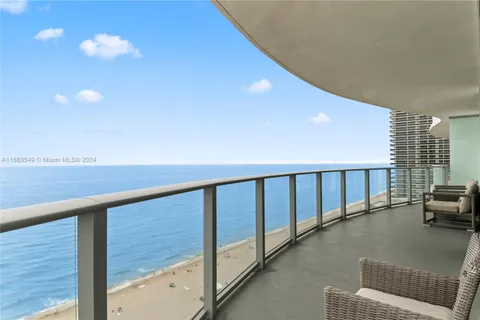 4111 S Ocean Dr # 1202, Hollywood FL 33019