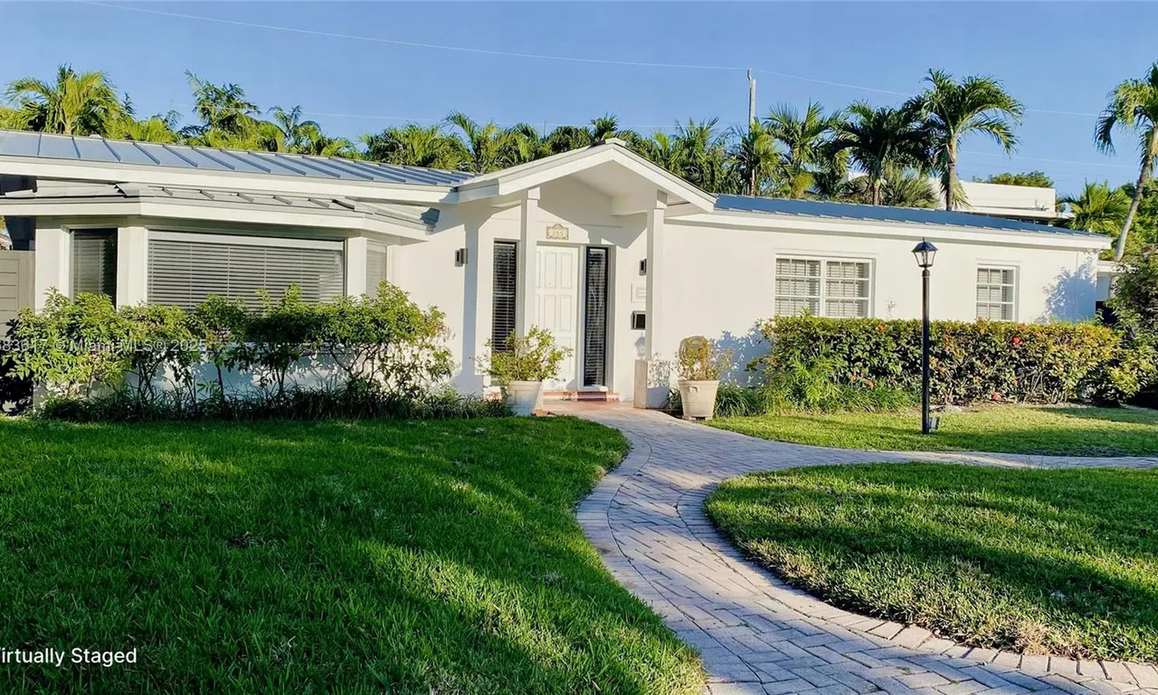 255 Ridgewood Rd, Key Biscayne FL 33149