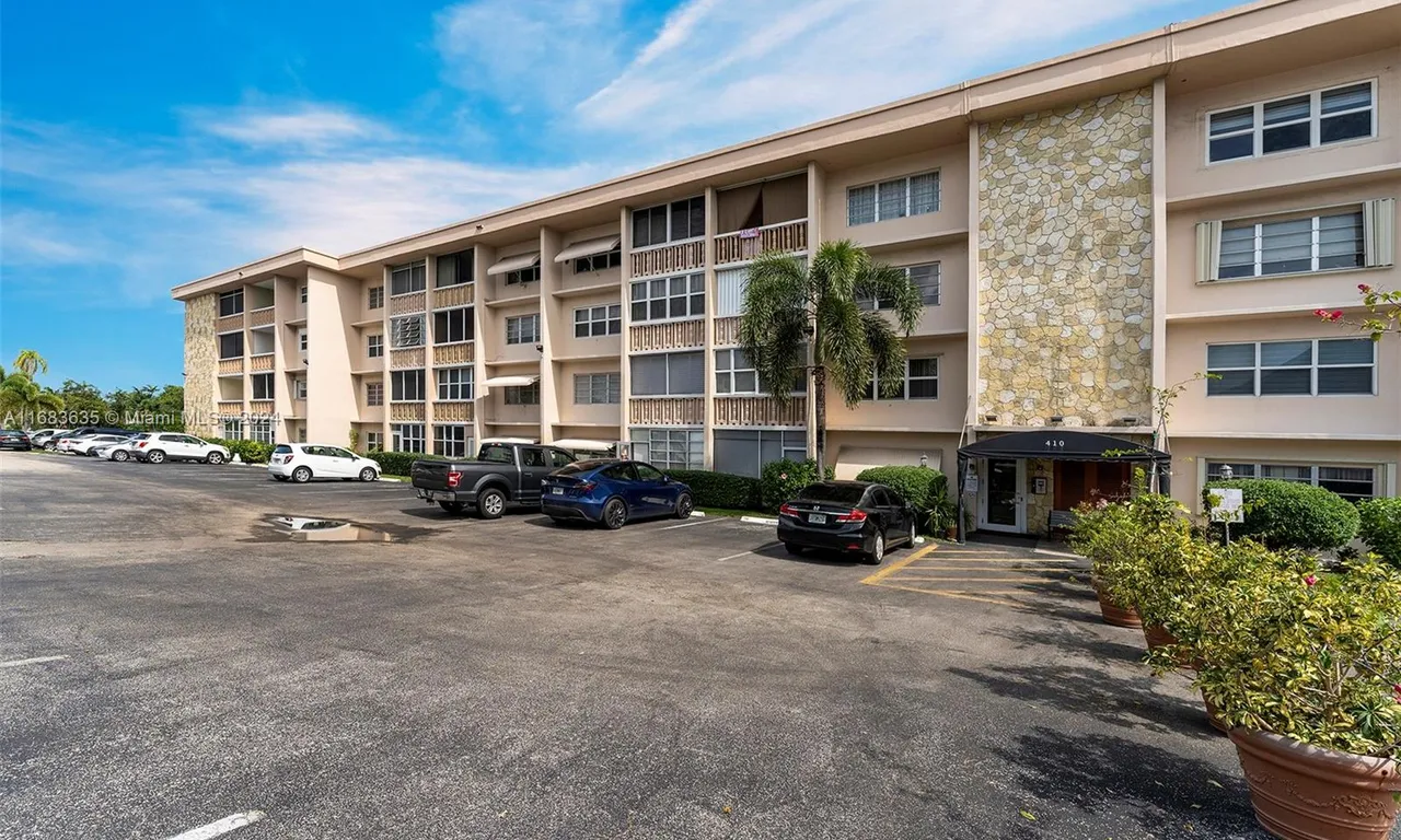 410 SE 2nd St # 308, Hallandale Beach FL 33009