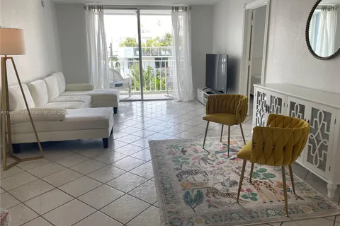 7705 Abbott Ave # 502, Miami Beach FL 33141