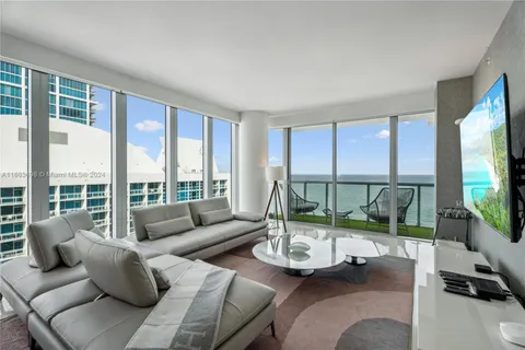 6799 Collins Ave # 1602, Miami Beach FL 33141