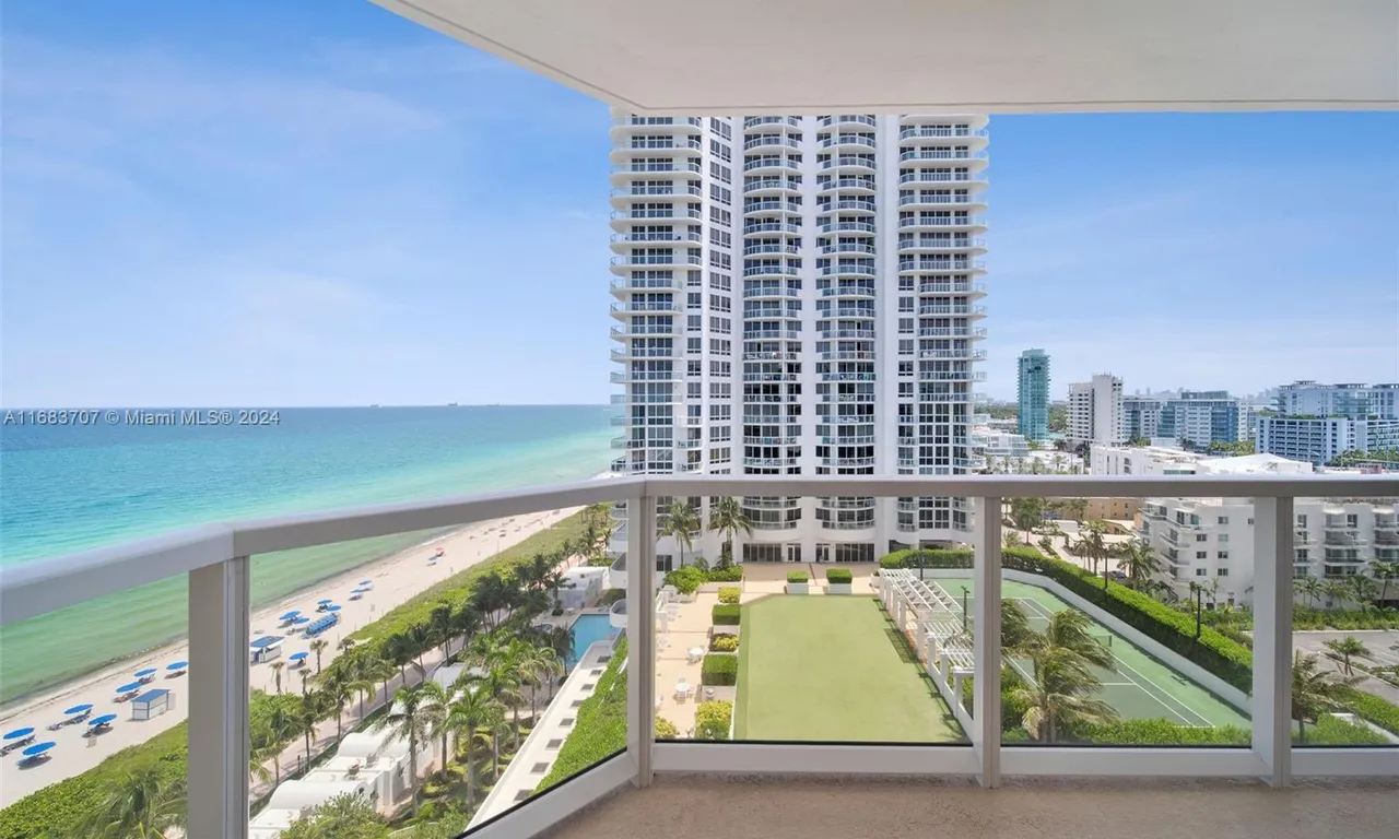 6423 Collins Ave # 1504, Miami Beach FL 33141