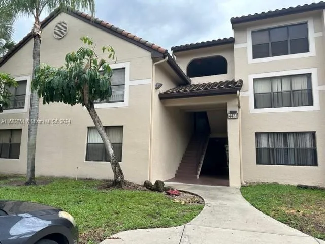 4421 W Mcnab Rd # 10, Pompano Beach FL 33069