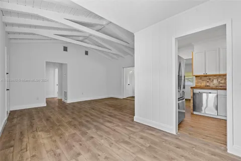 738 Fernwood Rd, Key Biscayne FL 33149