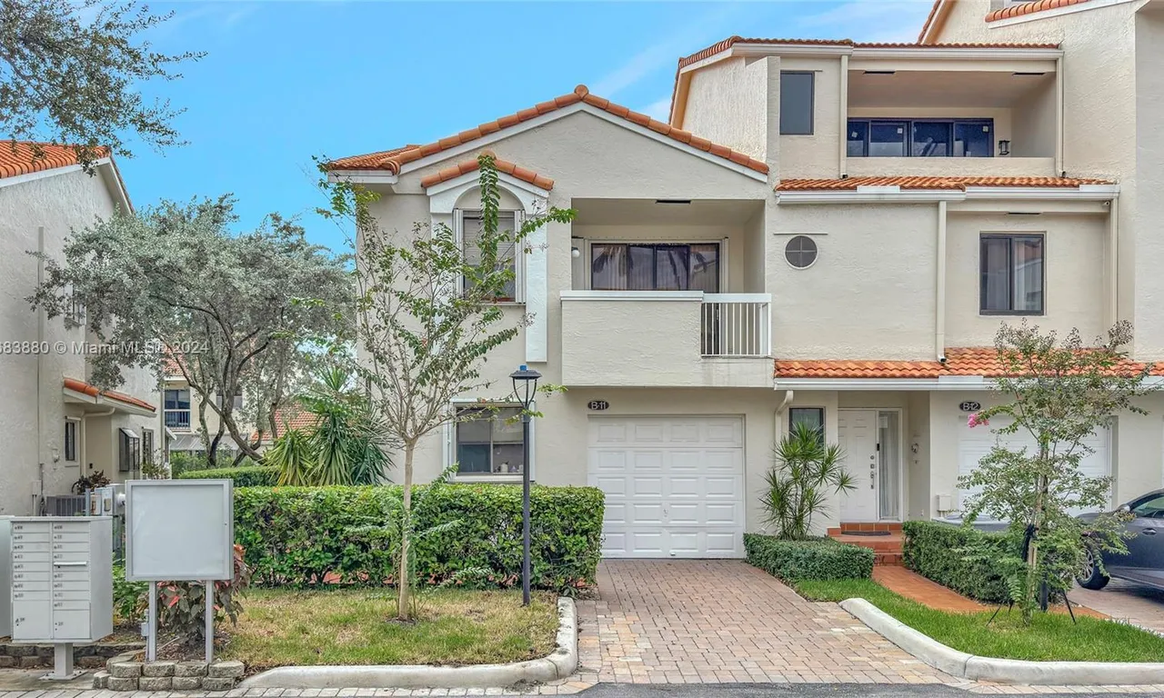 21378 Marina Cove Cir # B, Aventura FL 33180