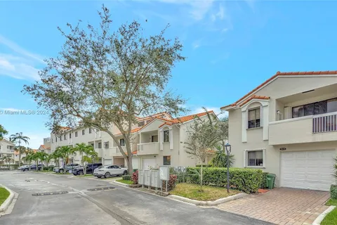 21378 Marina Cove Cir # B, Aventura FL 33180