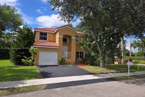 4333 SW 84th Ter, Davie FL 33328