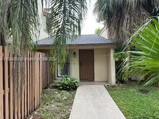 11545 SW 109th Rd # 25W, Miami FL 33176