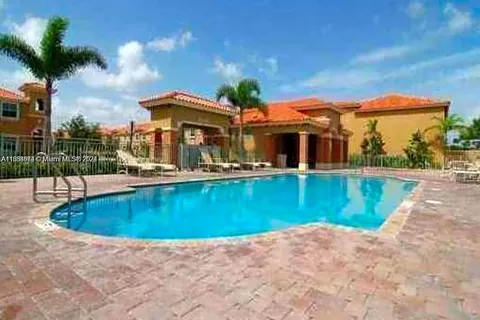 768 SW 106th Ave # 1904, Pembroke Pines FL 33025