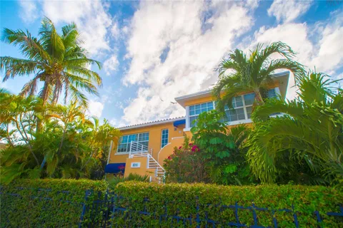 8144 Harding Ave # 2, Miami Beach FL 33141