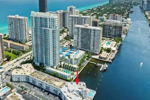 1913 S Ocean Dr # 109, Hallandale Beach FL 33009