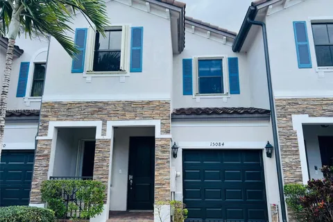 15084 SW 117 Ter, Miami FL 33196