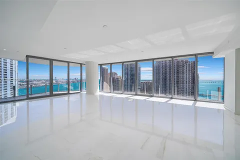 300 Biscayne Blvd Way # 2501, Miami FL 33131