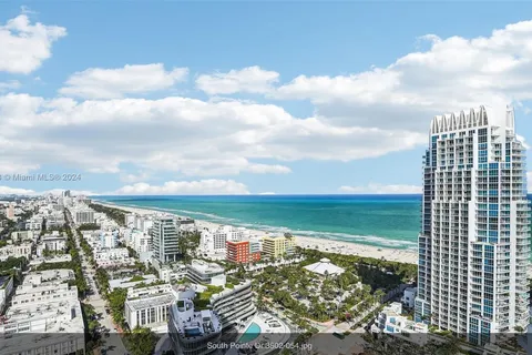 300 S Pointe Dr # 3502, Miami Beach FL 33139