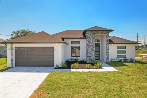 2312 NE Juanita Pl, Cape Coral FL 33909