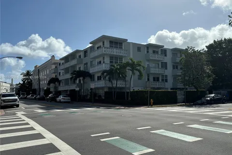 949 Pennsylvania Ave # 407, Miami Beach FL 33139